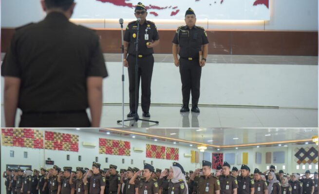 Kajati Aceh Yudi Triadi SH MH memimpin upacara HUT ke-74 Persatuan Jaksa Indonesia (Persaja), Rabu, 14 Mei 2025.