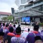 Lantunan Talbiyah merdu menggema di halaman Balai Kota saat Wali Kota Banda Aceh Illiza Sa’aduddin Djamal melepas Jamaah Calon Haji Kloter 1 asal Banda Aceh, Sabtu (17/5)