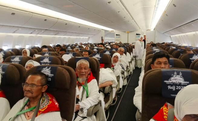 Jamaah haji Aceh Kloter 03 sudah mendarat di Bandara King Abdul Aziz, Jeddah, Arab Saudi, Selasa (20/5). (Foto: For Infoaceh.net)