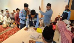 Jamaah haji Aceh kloter 01 yang sudah berada di Mekkah, Arab Saudi mulai menerima dana wakaf Baitul Asyi, Selasa sore (20/5) waktu Arab Saudi. (Foto: For Infoaceh.net)