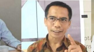 Ketua Umum PWI Kongres Bandung Hendry Ch Bangun (kiri), Anggota Dewan Pers Dahlan Dahi (tengah) dan Ketua Umum PWI KLB Zulmansyah Sekedang (kanan)