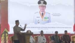 Wamendagro Bima Arya pada peluncuran dan dialog percepatan Musdesus serta pembentukan koperasi desa yang digelar di Balee Meuseuraya Aceh, Banda Aceh, Kamis (22/5/2025)