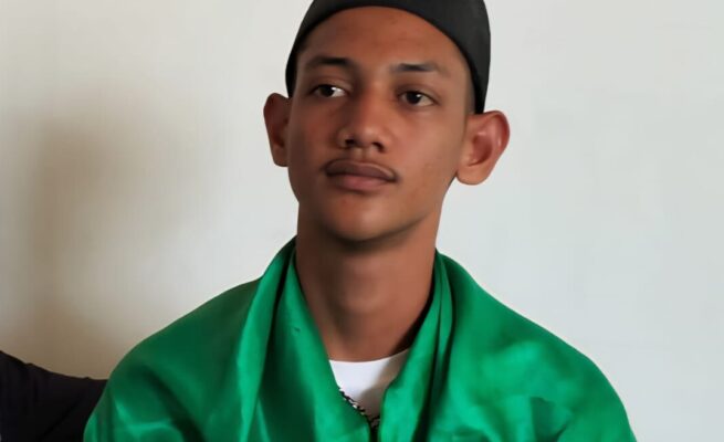 Muhammad Walis Salikin (18) menjadi jamaah haji termuda asal Aceh tahun ini