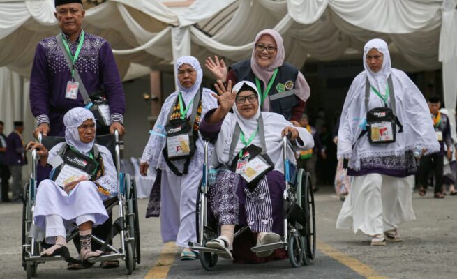 Enam kloter jamaah haji Aceh sudah berangkat ke Tanah Suci dan kloter ke-7 mulai masuk asrama haji, Jum'at, 23 Mei 202