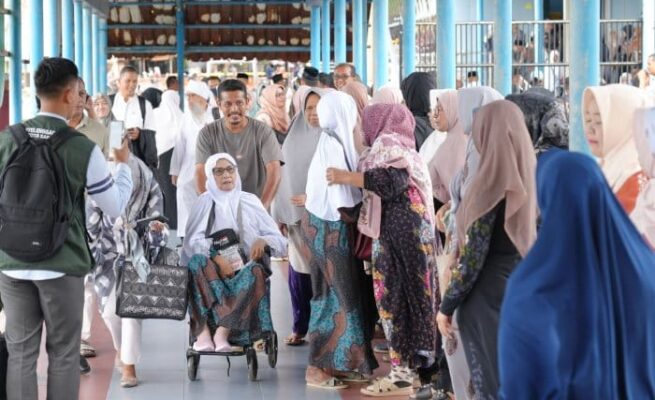 Keseluruhan jamaah calon haji asal Kota Sabang tahun ini tercatat berjumlah 19 orang, yang terbagi dalam dua kloter keberangkatan