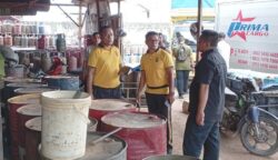 Polisi mendatangi lokasi untuk melakukan pemeriksaan di lokasi gudang elpiji dan BBM di Gampong Ateuk Jawo, Kecamatan Baiturrahman, Banda Aceh yang digerebek intel Kodam IM
