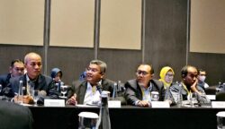 Ketua IKA UNAIR Wilayah Aceh Dr Taqwaddin menyampaikan tiga hal pada Rakornas IKA UNAIR 2025 di Hotel Hilton Surabaya Sabtu, 24 Mei 2025.