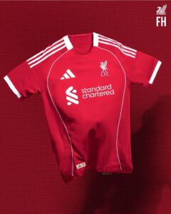 Jersey kandang: Sentuhan “strawberry red” ala 2006/2007