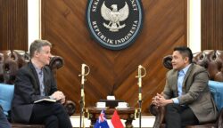 Roderick Bruce Brazier, Duta Besar LBBP Designate Resident Persemakmuran Australia untuk Republik Indonesia, di Kantor Sekretariat Kabinet RI