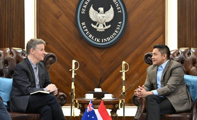 Roderick Bruce Brazier, Duta Besar LBBP Designate Resident Persemakmuran Australia untuk Republik Indonesia, di Kantor Sekretariat Kabinet RI