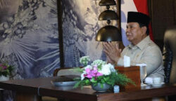 Stop Korupsi dan Boros! Prabowo Mau Ekonomi Melaju Kencang