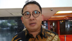 Fadli Zon Diminta Hentikan Proyek Penulisan Ulang Sejarah