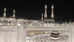 PPIH Imbau Jemaah Indonesia Tunda Tawaf Ifadah, Masjidil Haram Dipadati Jemaah Asing