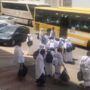 Bus sekolah dijadikan transportasi jemaah haji ke Arafah
