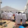 Jemaah salat jama qasar zuhur asar di arafah
