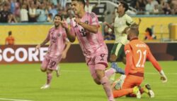 Pemain Inter Miami, Luis Suarez rayakan gol