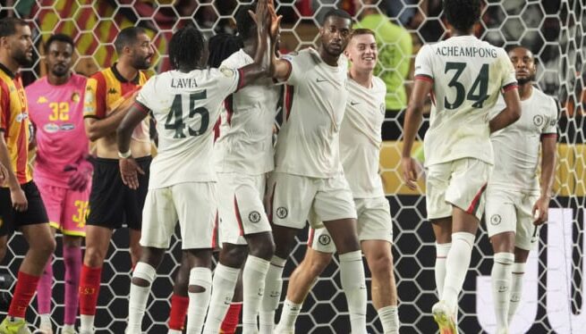 Pemain Chelsea rayakan gol