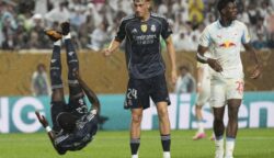 Fase grup Piala Dunia Antarklub 2025 resmi tuntas. Turnamen yang digelar FIFA di Amerika Serikat itu kini memasuki babak 16 besar, dimulai Sabtu malam (28/6/2025) waktu Indonesia.