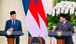 Presiden RI Prabowo Subianto dan PM Malaysia Anwar Ibrahim di Istana Merdeka, Jakarta Pusat (sumber foto: Laily Rachev - Biro Pers Sekretariat Presiden)