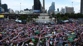 Buntut Sengketa Perbatasan Kamboja, Ribuan Warga Tuntut Pemakzulan PM Thailand