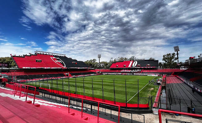 Belum Pernah Main, Tapi Namanya Diabadikan: Tribun Stadion Newell’s Kini Bernama Lionel Messi