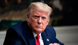 Teheran Dibombardir Setelah Trump Peringatkan Warga Iran untuk Mengungsi