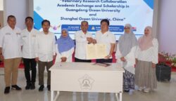 KH USK terima kunjungan delegasi Tiongkok, dan pelaksanaan kuliah umum di Auditorium FKH USK, Senin (23/06/2025). (Foto : Humas USK)