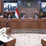 Sidang DKPP RI, Senin (16/6) yang memutuskan pemberhentian tetap Rita Afrianti sebagai Ketua KIP Aceh Tamiang. (Foto: Dok. DKPP RI)