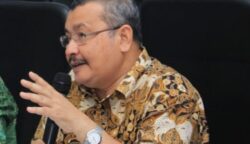 Guru Besar Hukum Tata Negara Universitas Syiah Kuala (USK) Banda Aceh Prof Dr Husni Jalil SH MH