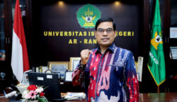 Rektor UIN Ar-Raniry Prof Dr Mujiburrahman