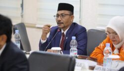 Anggota DPD RI asal Aceh, H. Sudirman atau Haji Uma, dalam rapat Komite I DPD RI pada Rabu, 25 Juni 2025. (Foto: Ist)