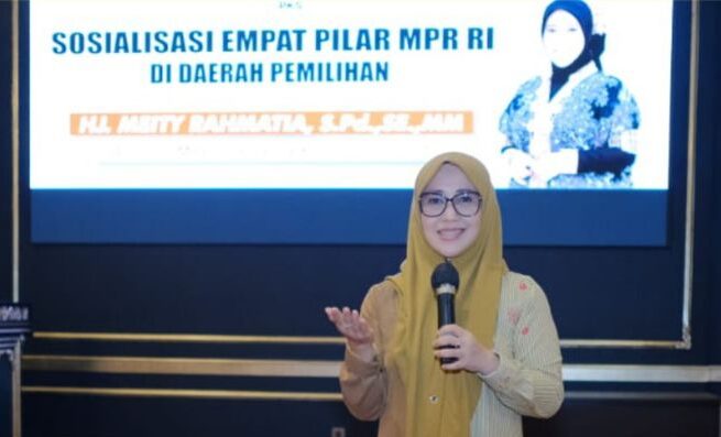 nggota Majelis Permusyawaratan Rakyat (MPR) RI dari Fraksi PKS, Meity Rahmatia