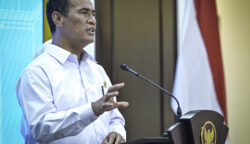 Mentan Laporkan Swasembada Beras Lebih Cepat dari Target Presiden