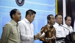Menteri Energi dan Sumber Daya Mineral, Bahlil Lahadalia, menyampaikan keterangannya di Istana Kepresidenan Jakarta, pada Selasa, 10 Juni 2025. (Foto: BPMI Setpres)