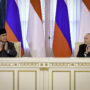 Presiden Republik Indonesia Prabowo Subianto dan Presiden Federasi Rusia Vladimir Putin menyampaikan keterangan pers bersama usai pertemuan resmi yang digelar di Istana Konstantinovsky, St. Petersburg, pada Kamis, 19 Juni 2025. (Foto: BPMI Setpres)