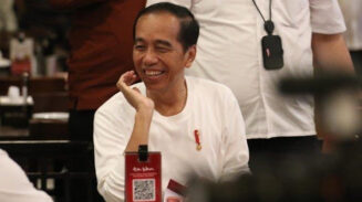 Soal Ijazah Jokowi dan Potensi Chaos, Refly Harun Sepakat dengan Rocky Gerung: Pertandingan Trust