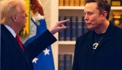 Elon Musk akan Hadapi 'Konsekuensi Serius' Jika Danai Demokrat