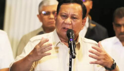 Belum Ada yang Bikin Pusing, Prabowo Tolak Reshuffle