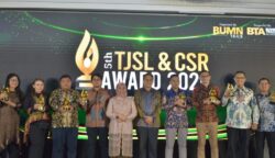 Anak perusahaan Pertamina Drilling, PT Patra Drilling Contractor (PDC), mengukir prestasi membanggakan usai menyabet dua penghargaan bergengsi pada ajang TJSL & CSR Award 2025 yang digelar BUMN Track.