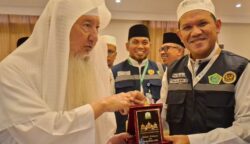 Wakil Gubernur Aceh Fadhullah, melakukan pertemuan dengan Syeikh Dr. Abdulathif Muhammad Balthu, Pengelola Wakaf Baitul Asyi pada Sabtu (31/5) di Mekkah