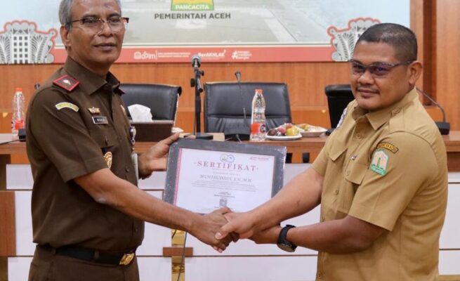 Wakajati Aceh Muhibuddin SH MH menjadi narasumber Bimtek BRA dalam rangka peningkatan kapasitas mendukung program reintegrasi di Aceh, Senin, 2 Juni 2025