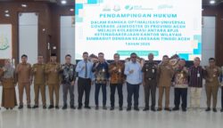 Kejati Aceh bersama BPJS Ketenagakerjaan Kanwil Sumbagut meluncurkan Rencana Aksi Nasional (RAN) 2025 di aula Kejati Aceh, Selasa (3/6).