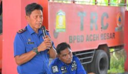 Kalaksa BPBD Aceh Besar Ridwan Jamil menekankan pentingnya kedisiplinan dan tanggung jawab seluruh personel Damkar