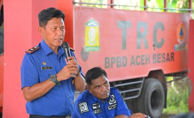 Kalaksa BPBD Aceh Besar Ridwan Jamil menekankan pentingnya kedisiplinan dan tanggung jawab seluruh personel Damkar