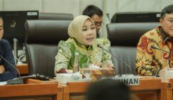 Anggota Komisi VII DPR RI dari Fraksi Partai Gerindra, Rahmawati Zainal