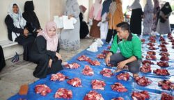 Keluarga Besar MTsN 1 Banda Aceh menyembelih 6 ekor hewan kurban di lapangan utama madrasah pada hari ketiga Idul Adha 1446 Hijriah, Ahad, 8 Juni 2025. (Foto: For Infoaceh.net)