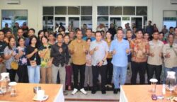 Anggota Komisi V DPR RI dari Fraksi Partai Gerindra, Yuliansyah, menggelar kegiatan reses di Pendopo Bupati Bengkayang, Kalimantan Barat, pada Sabtu, 14 Juni 2025.