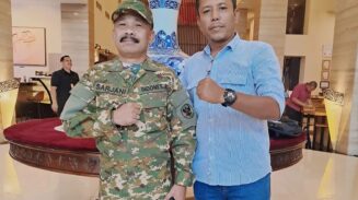 Andi Firdaus SH CPM atau lebih dikenal Andi Lancok (kanan) ditunjuk sebagai Juru Bicara Pemkab Pidie. (Foto: Ist)