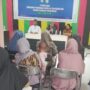 Anggota Badan Baitul Mal Aceh, Dr. A. Rani Usman, M.Si membuka secara resmi program pembinaan muallaf angkatan XIX di Markaz Dewan Dakwah Aceh, Gampong Rumpet, Kecamatan Krueng Barona Jaya, Aceh Besar, Senin (16/6/2025)