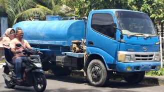 Kendaraan dinas operasional Rutan Sabang kini telah dicopot nomor polisi-nya depan dan belakang. Sebelumnya Nopol kendaraan tersebut yakni BL 7031 M. (Foto: Ist)